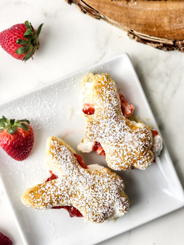 Irresistible Strawberries & Cream Bunnies: A Sweet Spring Treat